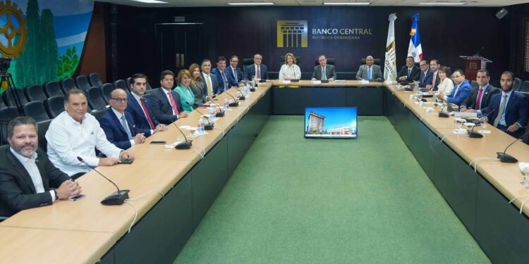 Banco Central y CONEP se Reúnen Para Hablar del Desempeño Económico