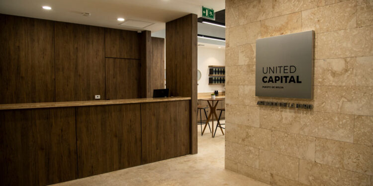 United Capital Puesto de Bolsa, S.A., Ha Sido Calificado con Solvencia A